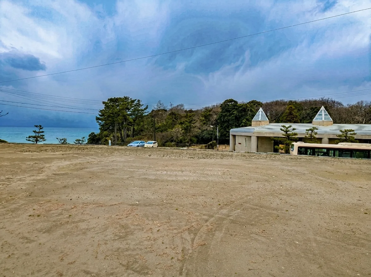 【土地】東尋坊至近 三国の花火と海岸線を一望できる景勝地
